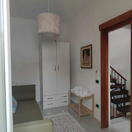Nunziatina House *